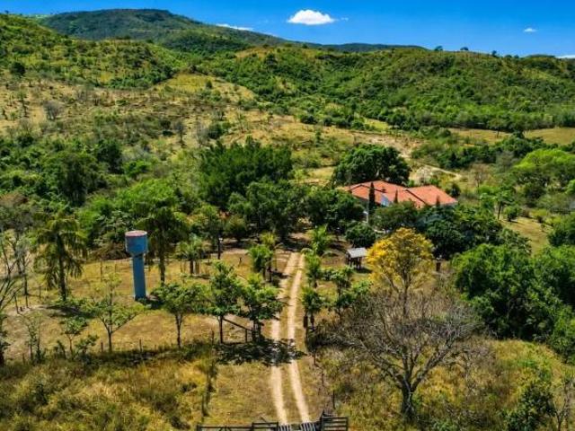 Casa venda em Região Geográfica Imediata de Águas Lindas de Goiás, Região Integrada de Desenvolvimento do Distrito Federal e Entorno