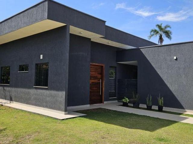 Casa venda em Região Geográfica Imediata do Distrito Federal, Região Integrada de Desenvolvimento do Distrito Federal e Entorno
