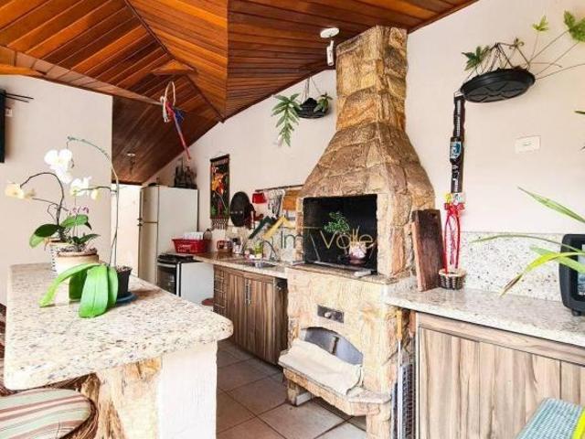 Casa venda em Região Imediata de São José dos Campos, Região Metropolitana do Vale do Paraíba e Litoral Norte