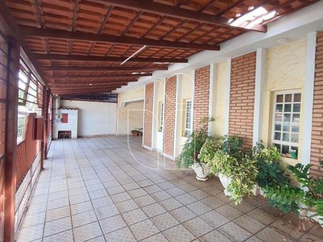 Casa venda em Região Imediata de Marília, Marília