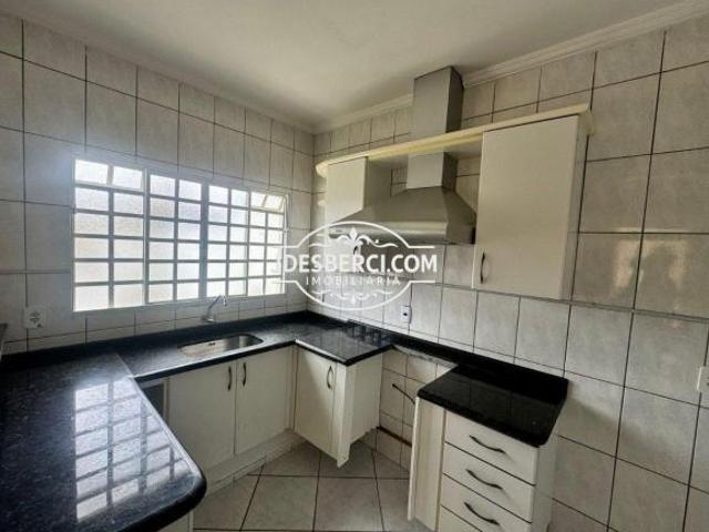 Casa venda em Parque Residencial Groot, Holambra