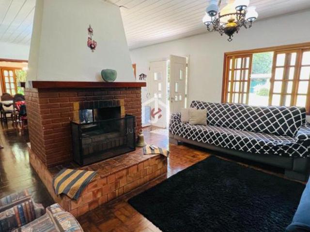 Casa venda em Região Imediata de Taubaté-Pindamonhangaba, Região Metropolitana do Vale do Paraíba e Litoral Norte