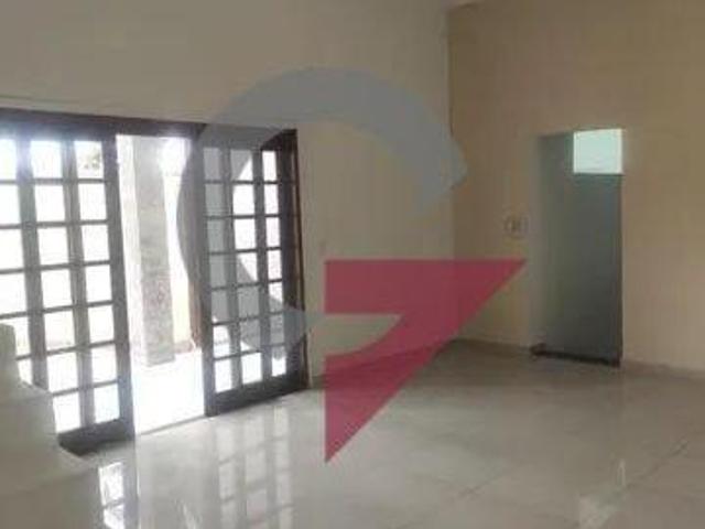 Casa venda em Região Imediata de Taubaté-Pindamonhangaba, Região Metropolitana do Vale do Paraíba e Litoral Norte