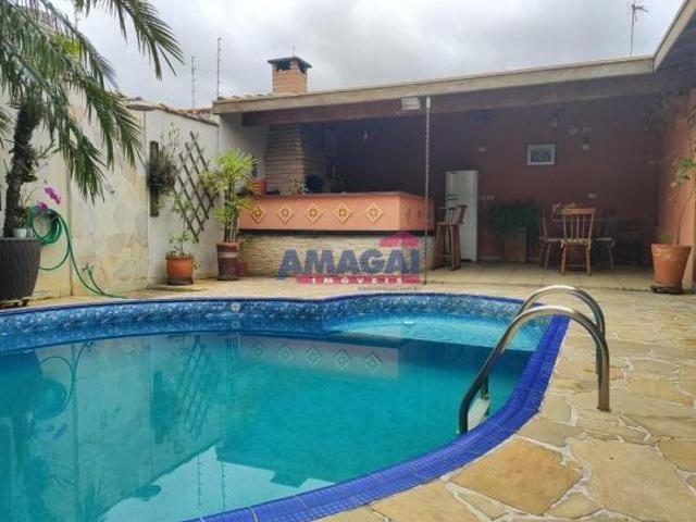 Casa venda em Região Imediata de São José dos Campos, Região Metropolitana do Vale do Paraíba e Litoral Norte