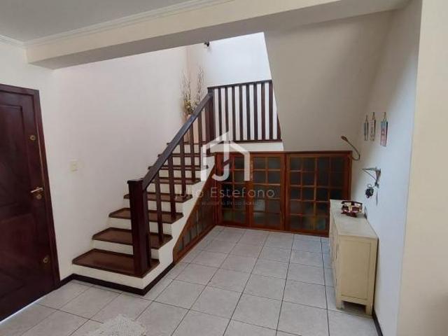 Casa venda em Região Imediata de Taubaté-Pindamonhangaba, Região Metropolitana do Vale do Paraíba e Litoral Norte