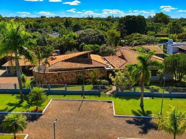 Casa venda em Região Geográfica Imediata do Distrito Federal, Região Integrada de Desenvolvimento do Distrito Federal e Entorno