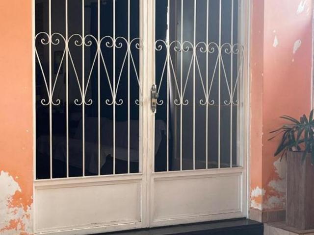 Casa venda em Região Imediata de Taubaté-Pindamonhangaba, Região Metropolitana do Vale do Paraíba e Litoral Norte
