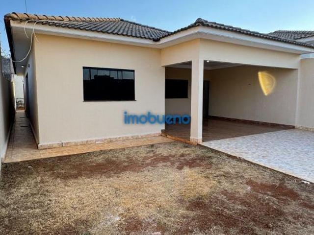 Casa venda em Região Geográfica Imediata de Águas Lindas de Goiás, Região Integrada de Desenvolvimento do Distrito Federal e Entorno