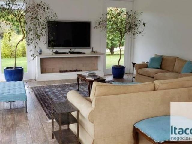 Casa venda em Santana de Parnaíba