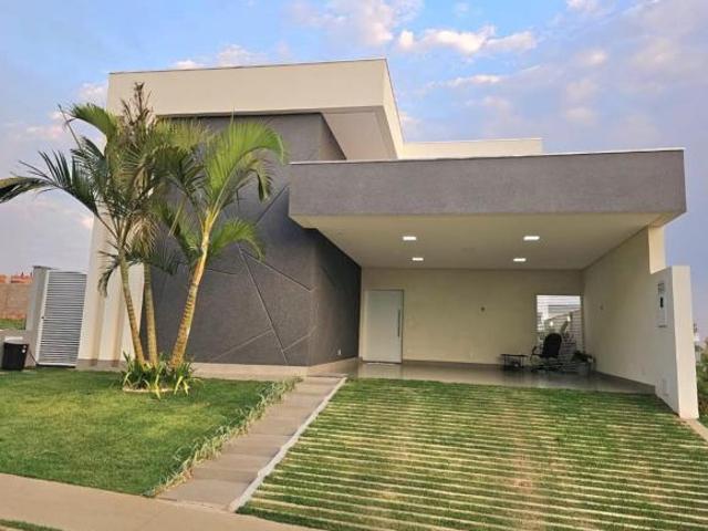 Casa venda em Região Geográfica Imediata de Águas Lindas de Goiás, Região Integrada de Desenvolvimento do Distrito Federal e Entorno