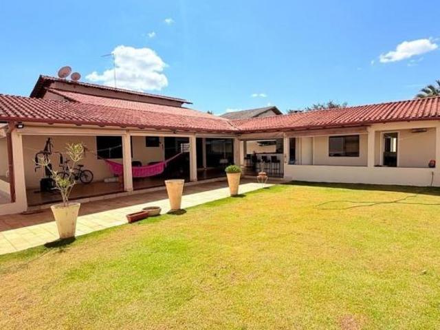Casa venda em Condomínio Solar de Brasília, Quadra 2, Jardim Botânico