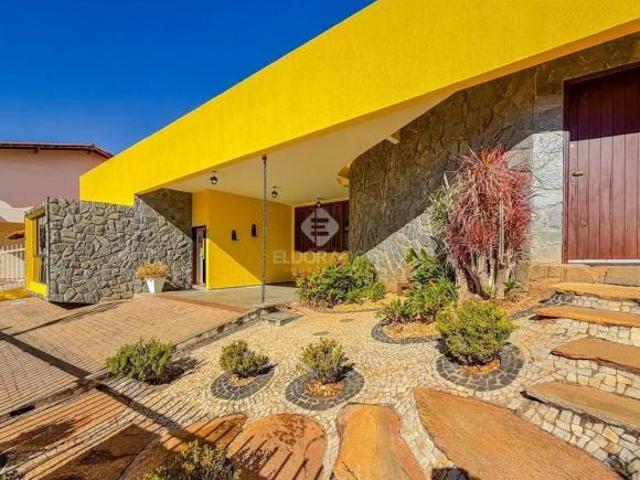 Casa venda em Região Geográfica Imediata do Distrito Federal, Região Integrada de Desenvolvimento do Distrito Federal e Entorno