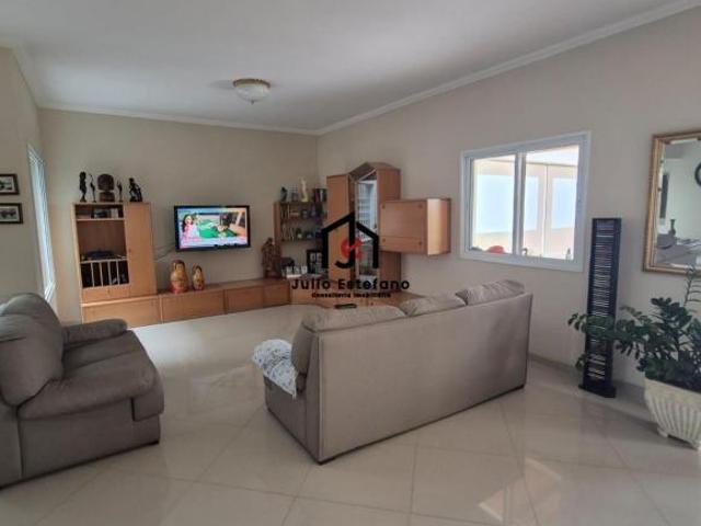 Casa venda em Região Imediata de Taubaté-Pindamonhangaba, Região Metropolitana do Vale do Paraíba e Litoral Norte