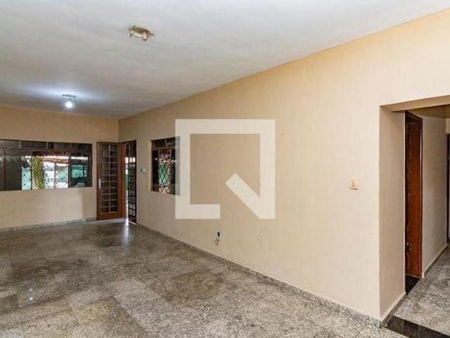 Casa venda em Região Geográfica Imediata de Belo Horizonte, Região Metropolitana de Belo Horizonte