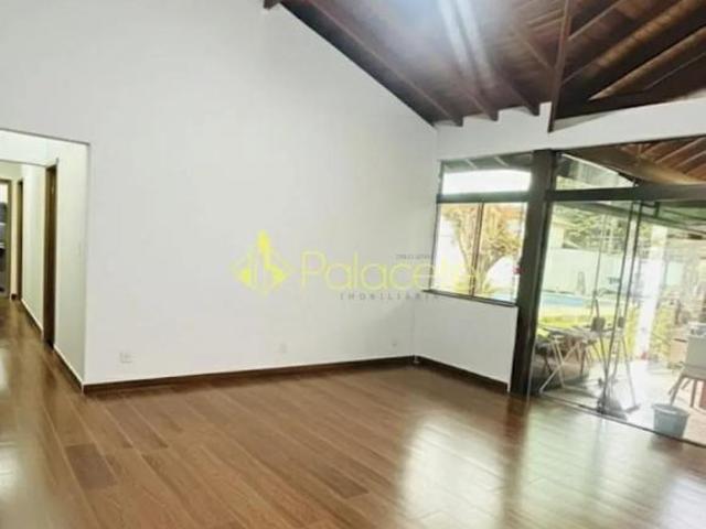 Casa venda em Região Imediata de Taubaté-Pindamonhangaba, Região Metropolitana do Vale do Paraíba e Litoral Norte