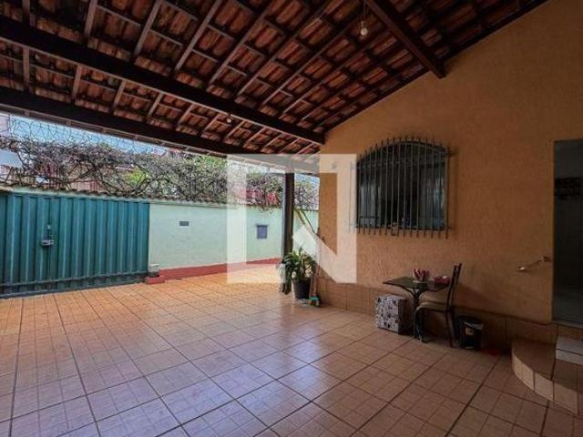 Casa venda em Região Geográfica Imediata de Belo Horizonte, Região Metropolitana de Belo Horizonte