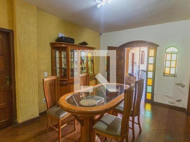 Casa venda em Região Geográfica Imediata de Belo Horizonte, Região Metropolitana de Belo Horizonte