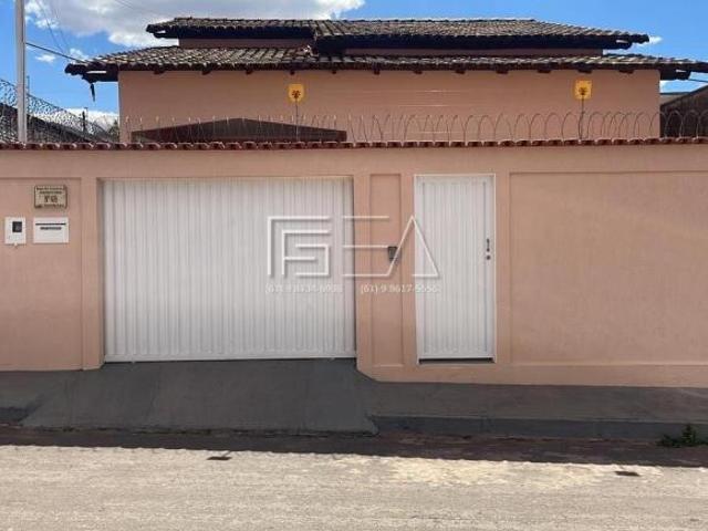 Casa venda em Região Geográfica Imediata de Águas Lindas de Goiás, Região Integrada de Desenvolvimento do Distrito Federal e Entorno