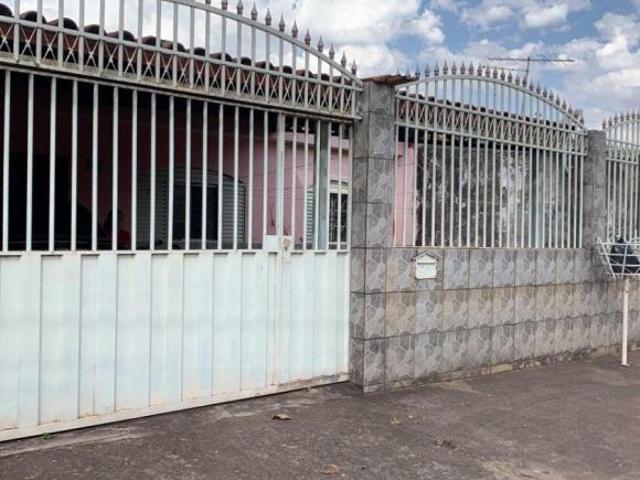 Casa venda em Região Geográfica Imediata de Luziânia, Região Integrada de Desenvolvimento do Distrito Federal e Entorno