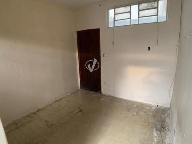 Casa venda em Região Imediata de Taubaté-Pindamonhangaba, Região Metropolitana do Vale do Paraíba e Litoral Norte
