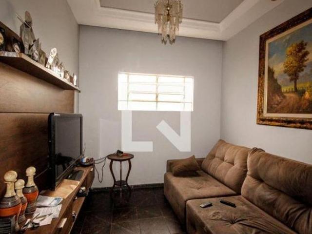 Casa venda em Regional Leste, Belo Horizonte