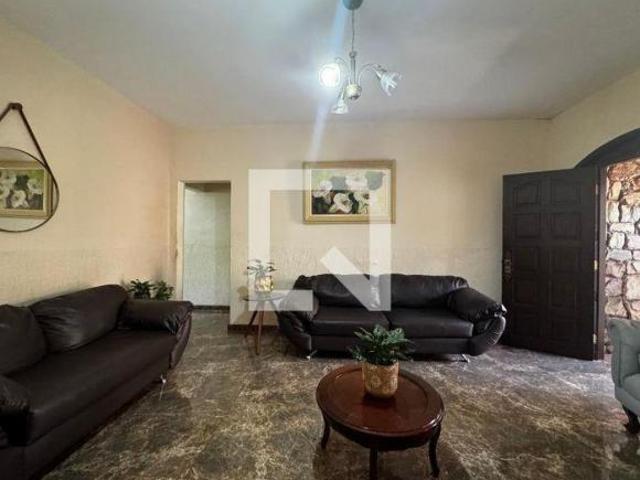 Casa venda em Região Geográfica Imediata de Belo Horizonte, Região Metropolitana de Belo Horizonte