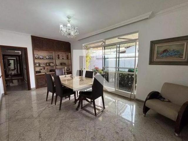 Casa venda em Região Geográfica Imediata de Belo Horizonte, Região Metropolitana de Belo Horizonte