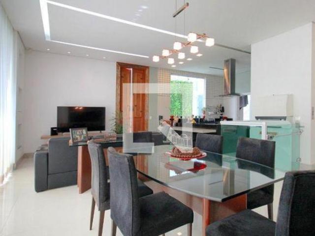 Casa venda em Região Geográfica Imediata de Belo Horizonte, Região Metropolitana de Belo Horizonte