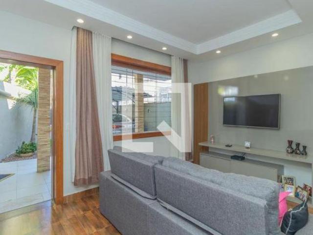 Casa venda em Região Geográfica Imediata de Belo Horizonte, Região Metropolitana de Belo Horizonte
