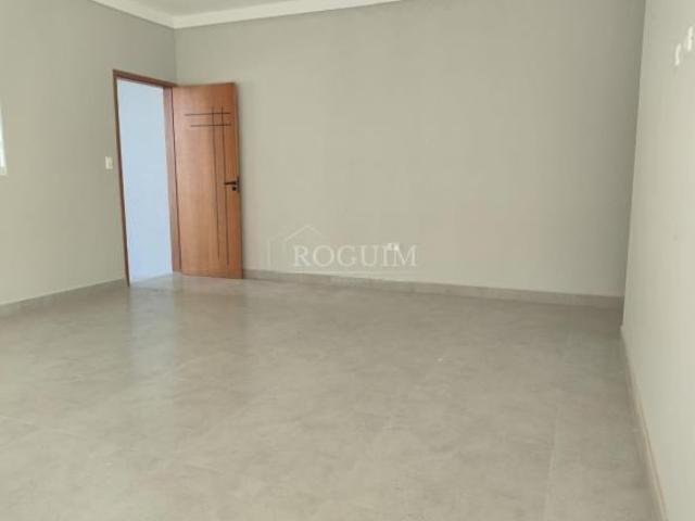 Casa venda em Região Imediata de São José dos Campos, Região Metropolitana do Vale do Paraíba e Litoral Norte