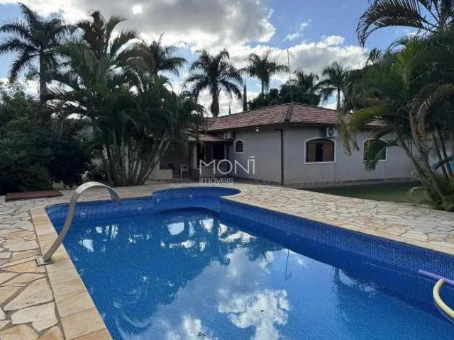 Casa venda em Residencial Interlagos, Jardim Botânico