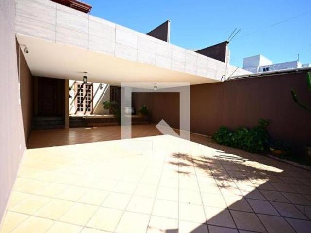Casa venda em Região Geográfica Imediata de Goiânia, Goiânia