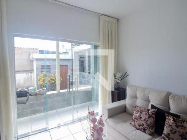 Casa venda em Tropical, Contagem