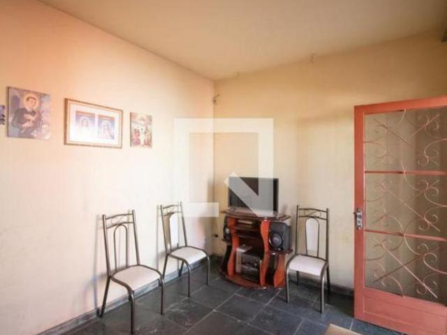 Casa venda em Sapucaias II, Contagem