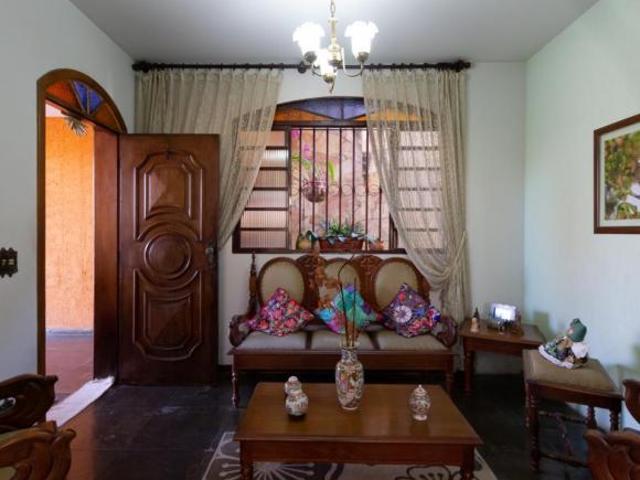 Casa venda em Região Geográfica Imediata de Belo Horizonte, Região Metropolitana de Belo Horizonte