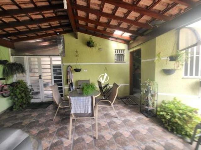 Casa venda em Região Imediata de Taubaté-Pindamonhangaba, Região Metropolitana do Vale do Paraíba e Litoral Norte