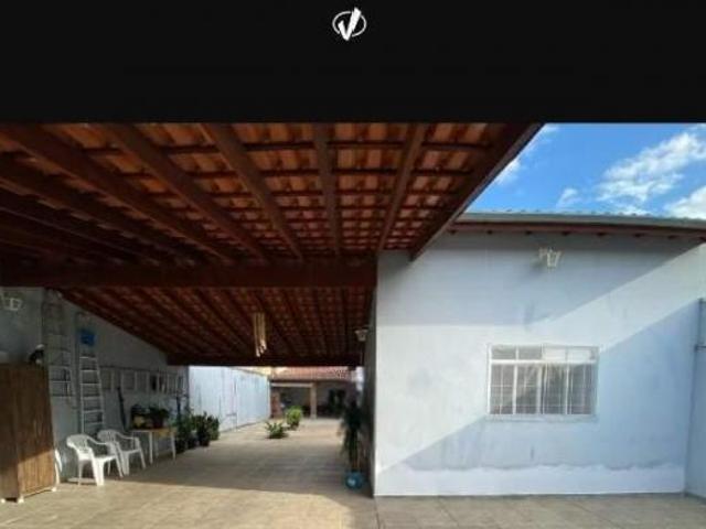 Casa venda em Região Imediata de Taubaté-Pindamonhangaba, Região Metropolitana do Vale do Paraíba e Litoral Norte