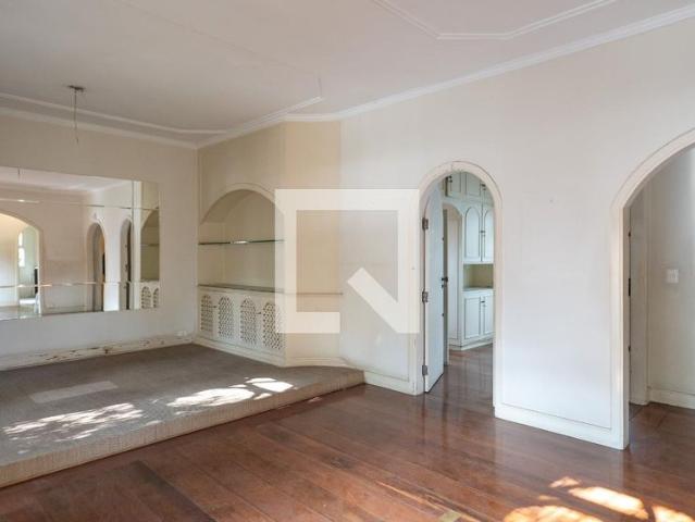 Casa aluguel em Região Imediata de São Paulo, Região Metropolitana de São Paulo