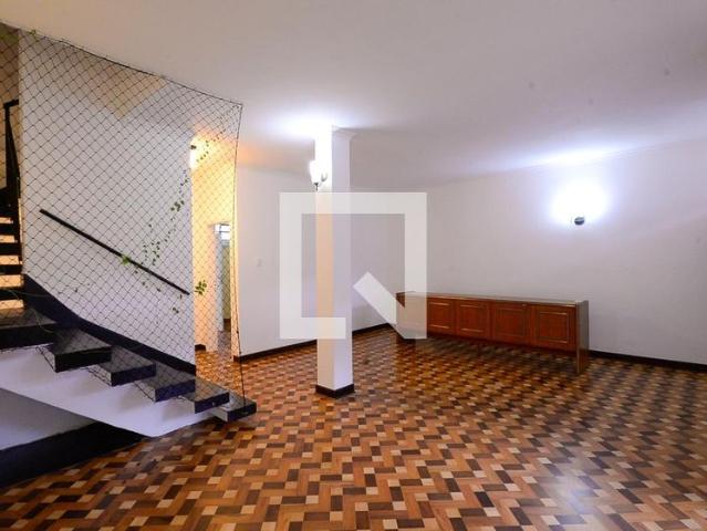 Casa aluguel em Região Imediata de São Paulo, Região Metropolitana de São Paulo