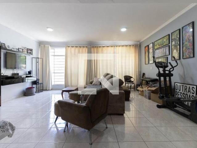 Casa aluguel em Região Imediata de São Paulo, Região Metropolitana de São Paulo