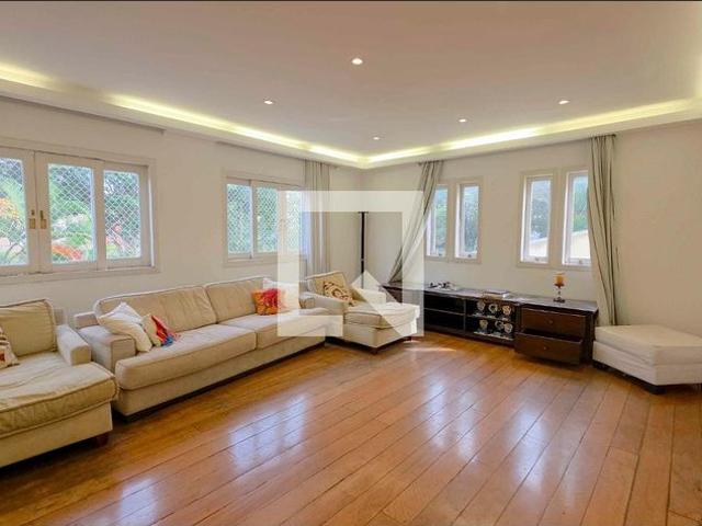 Casa aluguel em Região Imediata de São Paulo, Região Metropolitana de São Paulo