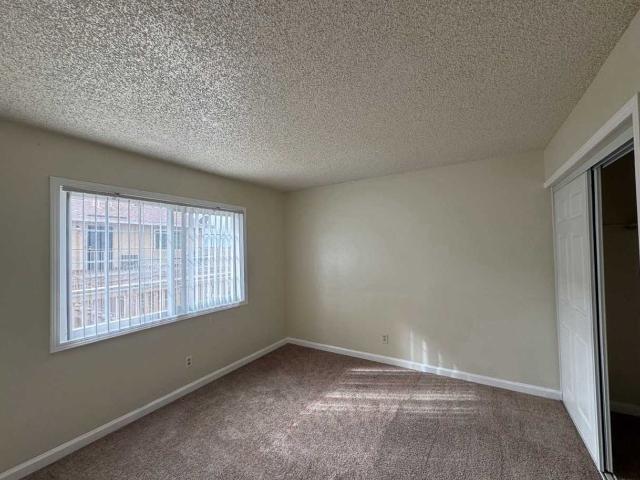 Apartment for rent in Adelanto, California