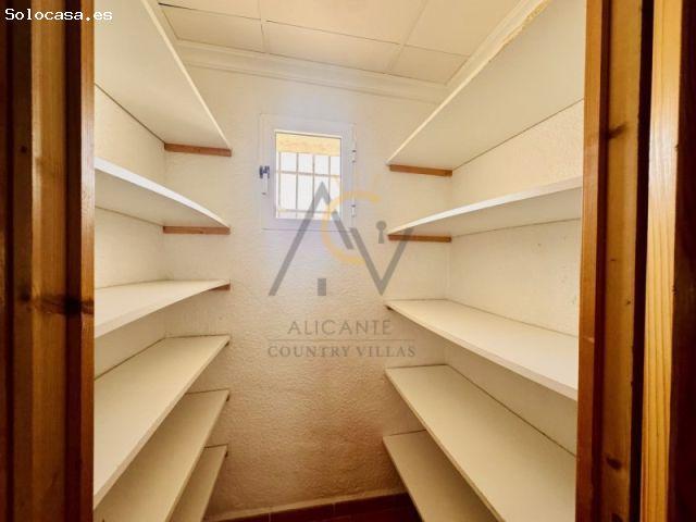 Casa en venta en el Vinalopó Mitjà / El Vinalopó Medio, Valencia