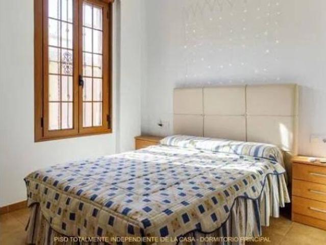 Chalet en alquiler en Alcalá De Guadaíra, Andalucía