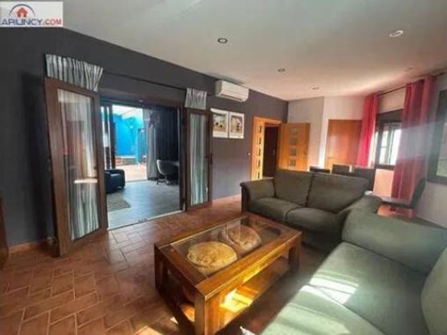 Chalet en alquiler en Alcalá De Guadaíra, Andalucía