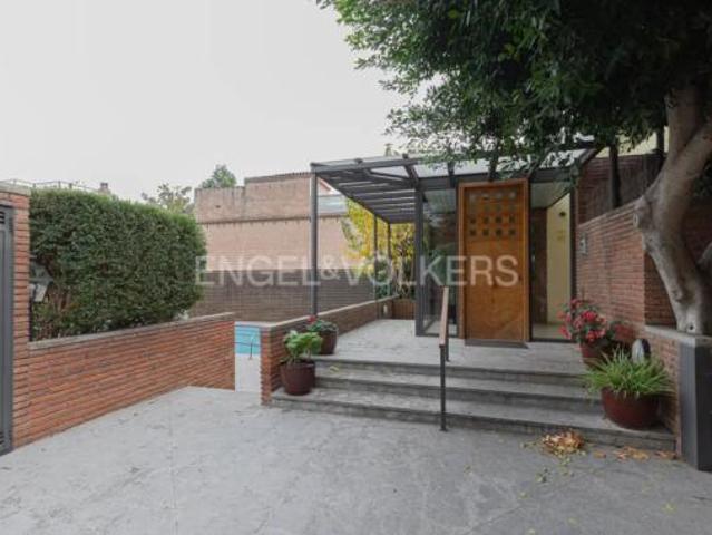 Chalet en alquiler en Horta-Guinardó, Barcelonès