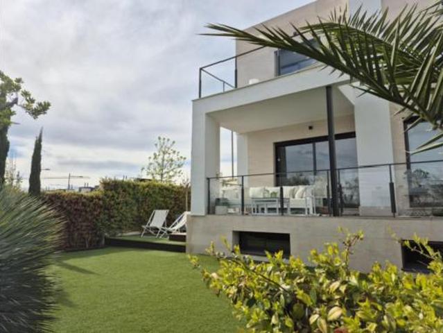 Chalet en alquiler en Boadilla Del Monte, Madrid