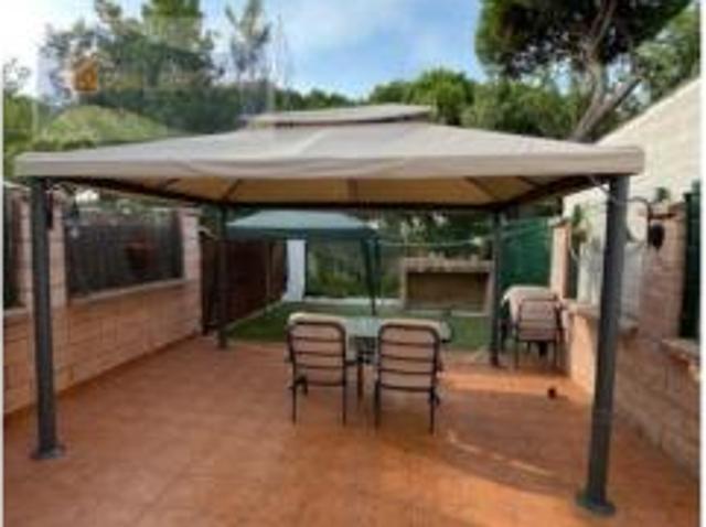 Chalet en alquiler en Nuevo Portil, Costa Occidental