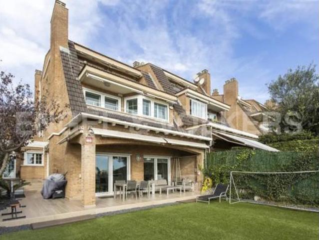 Chalet en alquiler en Ciutat Diagonal, Esplugues de Llobregat