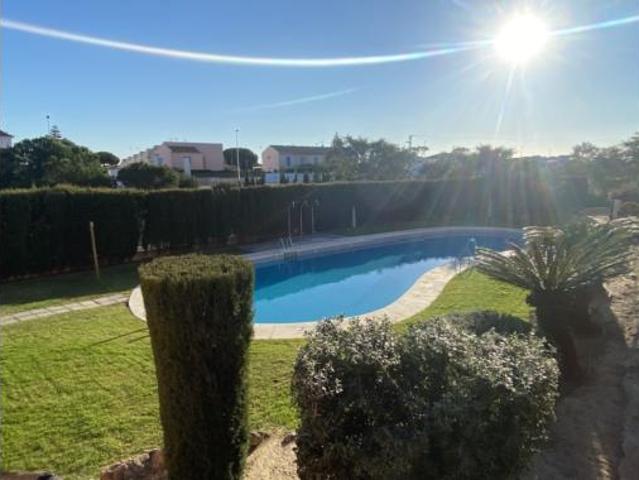 Chalet en alquiler en Urbasur, Costa Occidental